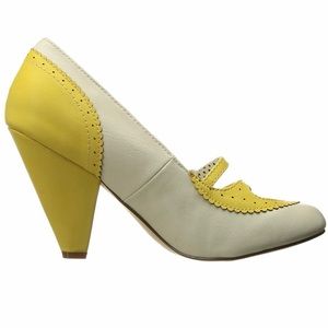 Pin Up Couture POPPY-18 Womens Yellow Cream